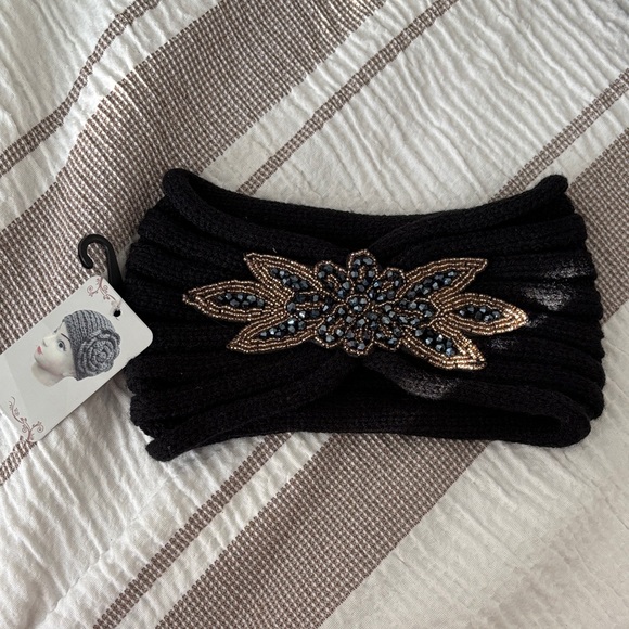 Accessories - Elegant Black Beaded Headband